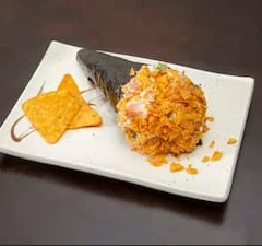Temaki de salmao com Doritos