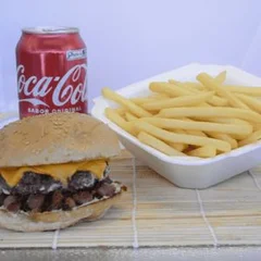 X Bacon + Batatas Mccain + Refri