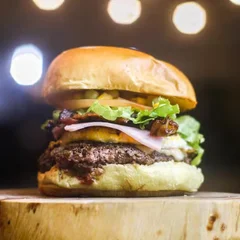 BURGUER VEGÊ LARICA DE PODRÃO
