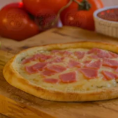 Esfiha Presunto e Queijo
