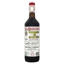 SAO JOAO DA BARRA CONHAQUE DE ALCATRAO 900ML 