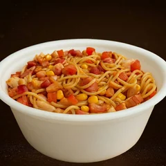 Macarão na Chapa com Frango 600grs.