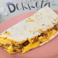 TAPIOCA FRANGO C/ QUEIJO 