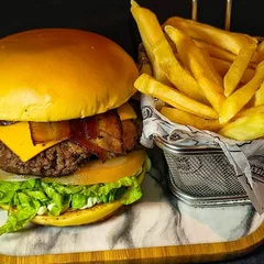 Barra da Tijuca + Fritas