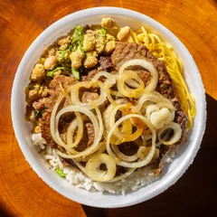 Bife de Patinho Acebolado