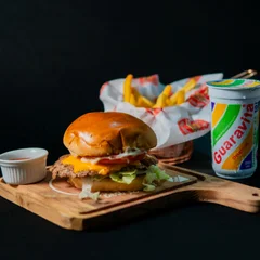 SÓ O BASICO + FRITAS 100G + GUARAVITA