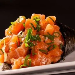 Temaki salmão