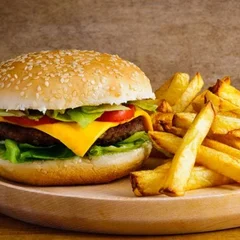 X salada aberto com fritas