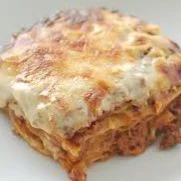Marmitex P Lasanha à Bolonhesa + Refri Mini