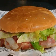 X Egg Salada Bacon Grande