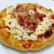 Esfiha Bacon Catupiry