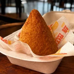 Coxinha Frango com catupiry Tradicional