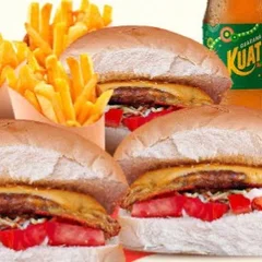 3 Hot Dog + 3 Batata P. + Refri 1 Litro