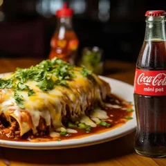 Panqueca de Carne ao Molho Sugo + Coca Cola Mini
