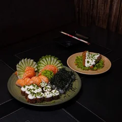 Obentô N2 - 31 Peças + Temaki
