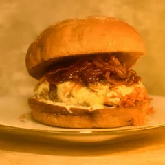 Bendito Gorgon Crunch Burger