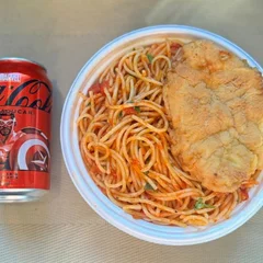 Espaguete & Frango Empanado + lata Coca Zero + R$ 14,99 leve outra marmitex