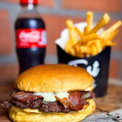 Smash Bacon + Batata + Coca 200ml
