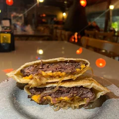 PASTEL BURGUER