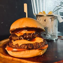 MR DOUBLE CHEDDAR