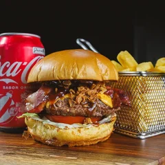Combo Casal Brutus Costela Costela Crispy + 2 Batatas + 2 Refri Lata