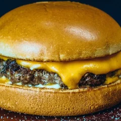 Dallas Cheddar Burger Classic