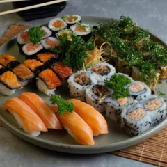 KAME SUSHI MAKI - 32 PÇS