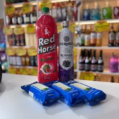 COMBO GIN ETERNITY ROYALE 900ML + 1 RED HORSE SABOR  MELANCIA 2L + 3 GELO DE COCO SABOR MELANCIA 200ML 