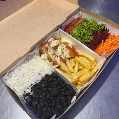 Parmegiana de Frango + Batata Frita + Arroz e Feijão + Salada