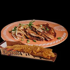 Quesadilla de Filé Mignon + Churros de Doce de Leite