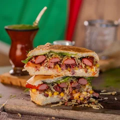 Tradicional Cusco    ( Xis Dog Bacon )