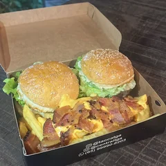 Duplo Mini Burguer & Fritas Chedda e Bacom