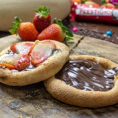 Esfiha Doce de Fondue de Morango