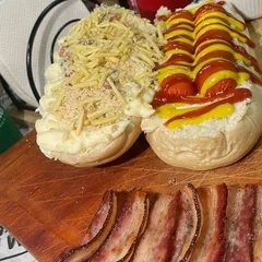 Dog bacon com purê