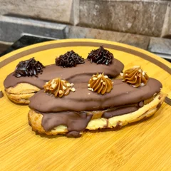 Bomba (Eclair)
