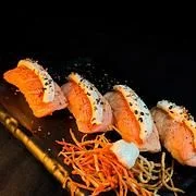 Niguiri Salmão Maçaricado