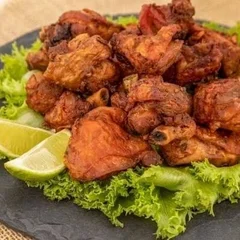 Frango a passarinho 