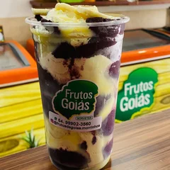 500 ml + 3 Acompanhamentos Simples + Chantilly