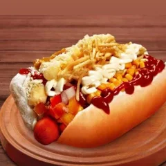 Dogão de carne moída com duas salsichas 19cm