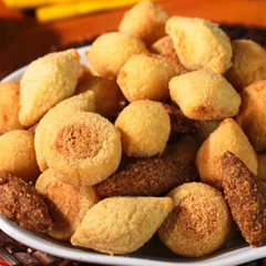 Salgados congelados escolhas a partir de 50 unidades
