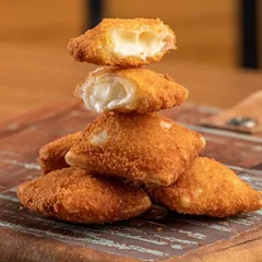 Almofadinhas de Queijo Gouda  - 5 Unidades