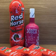 COMBO GIN DOBER MORANGO 900ML + 1 RED HORSE 2L SABOR MELANCIA + 3 GELO DE COCO 200ML SABOR DE MORANGO 