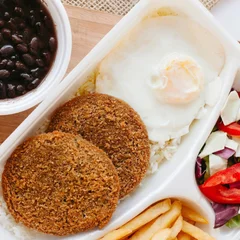 Alaminuta - Vegetariana bife de soja