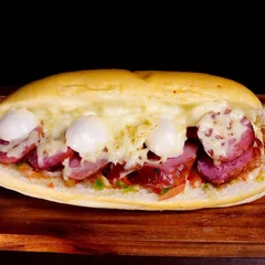 Lá ele - Sanduíche Espeto de Linguiça
