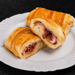 Enrolado de Presunto, Queijo, Bacon e Requeijão