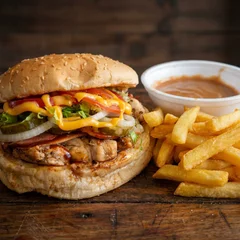 Picles de frango em *CUBOS*