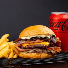 Combo Alexandre, O grande (Burger + batata + refri)