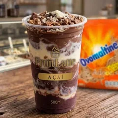 Açaí Ovomaltine com Creme de Ninho: