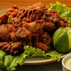 Porção Frango à passarinho 