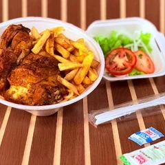 Marmita Econômica de Frango Assado c/ Macarrão  - 500ml